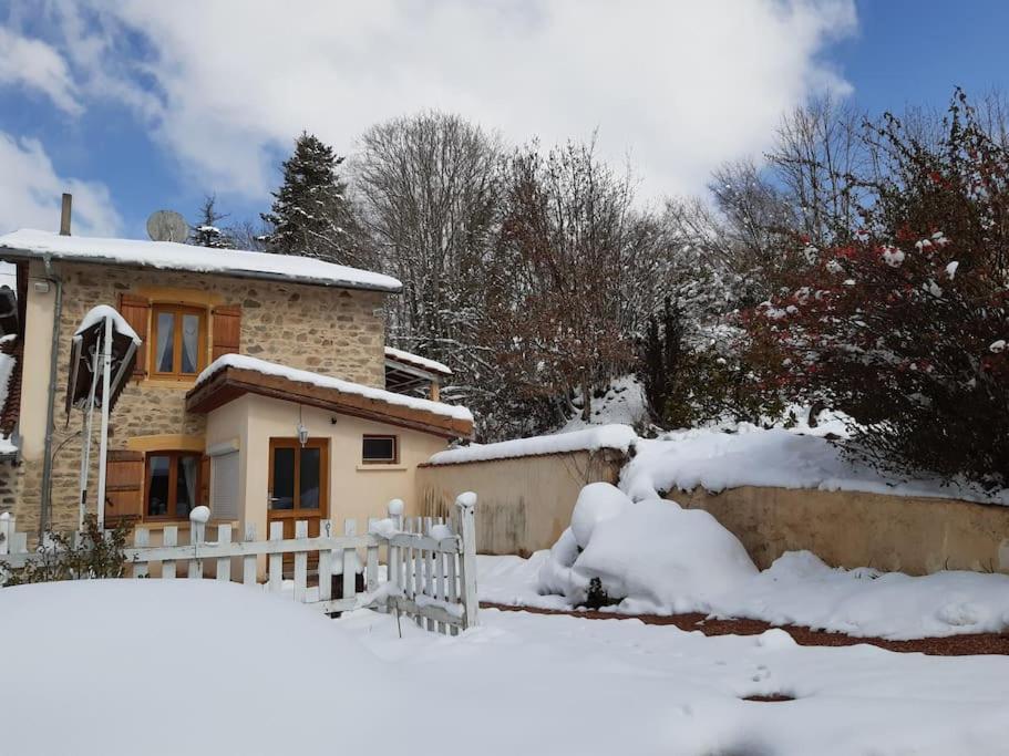 Joli Gite Rural Dans Un Havre De Paix Saint-Bonnet-le-Troncy Kültér fotó